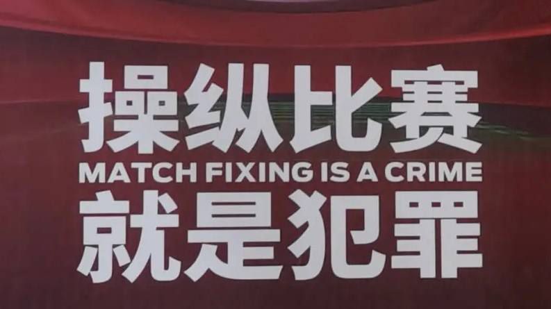 26岁的迪马尔科本赛季代表国米出战了21场比赛，打进3球、助攻5次。